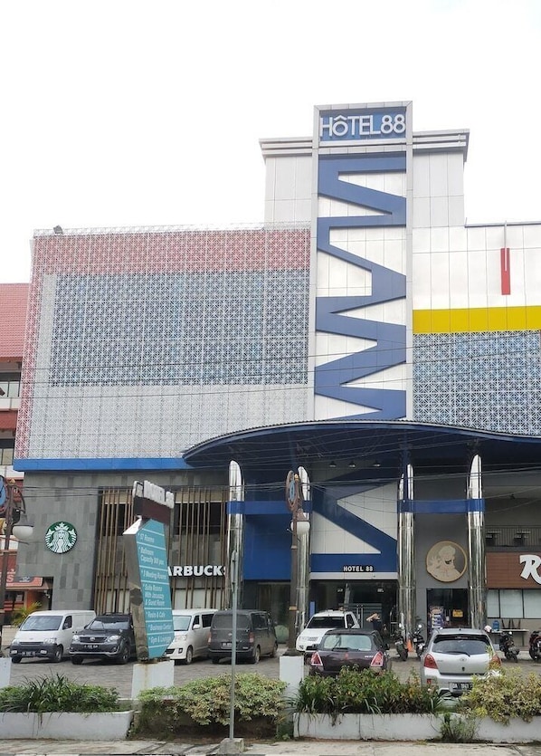 Exterior - Hotel 88 Banjarmasin (Banjarmasin)