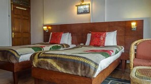 Room - Hotel Shangri-la Regency (Darjeeling)