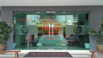 Perincian bahagian luar