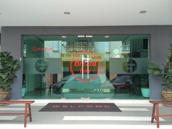 Exterior detail - Brezza Hotel Sitiawan (Lumut)