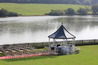 Lakeside Park Hotel