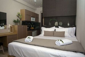 Room - Ionian Eye (Corfu)