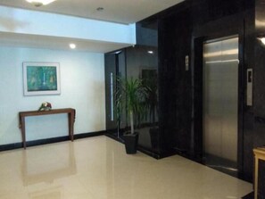 Interior - Kawana Hotel (Padang)