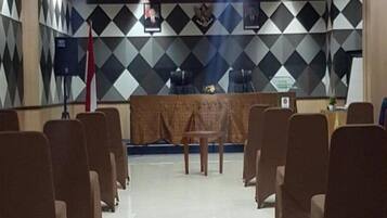 Fasilitas rapat