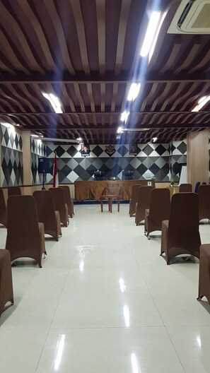 Meeting facility - Kawana Hotel (Padang)