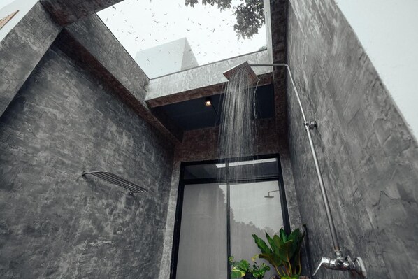 Property grounds - Veravian Resort (Wang Nam Khiao)