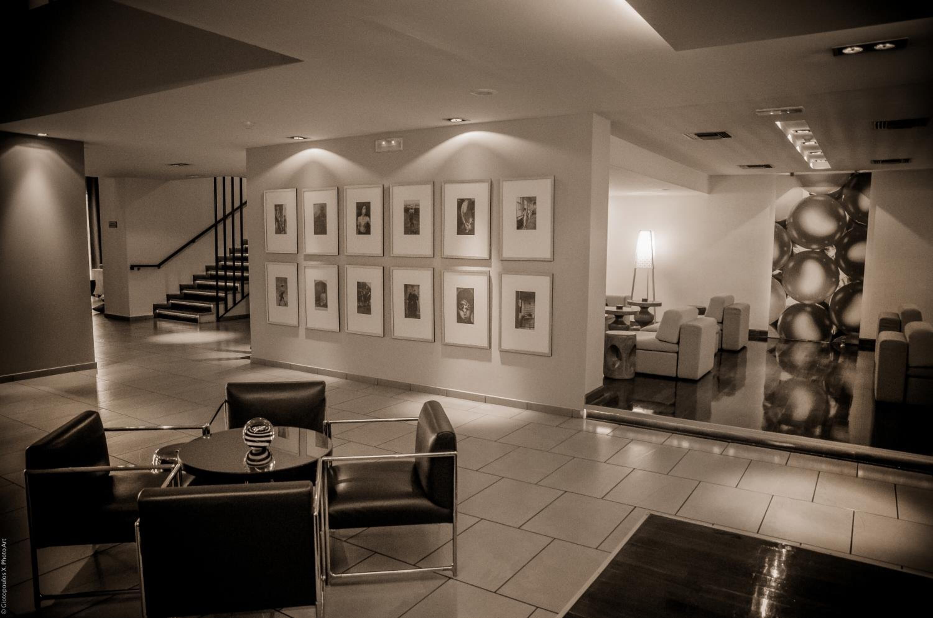 المنشأة من الداخل