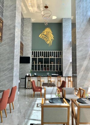 Dining - Horison Ultima Entrop Papua (Jayapura)