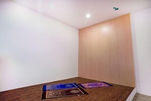 Interior - Bobobox Pods Dago (Bandung)