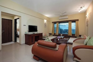 Living area - Mystic Valley Spa Resort (Igatpuri)