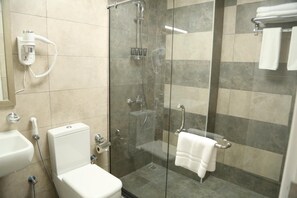 Bathroom - Uptown Apartments by Gewan (Al-Fujairah)