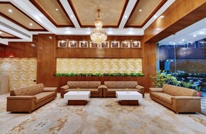 Lobby - Anaya Beacon Hotel (Jamnagar)