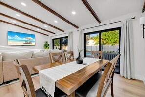 Dining - Boca Raton Retreat, Heated Pool, Putting Green, Game Room, Near Beach, Sleeps 7 (Boca Raton)