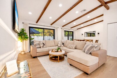 Boca Raton Retreat, Heated Pool, Putting Green, Game Room, Near Beach, Sleeps 7