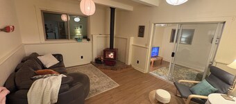 Peaceful Forest Guest House | Views | Near SilverStar Ski & city | Pet Friendly