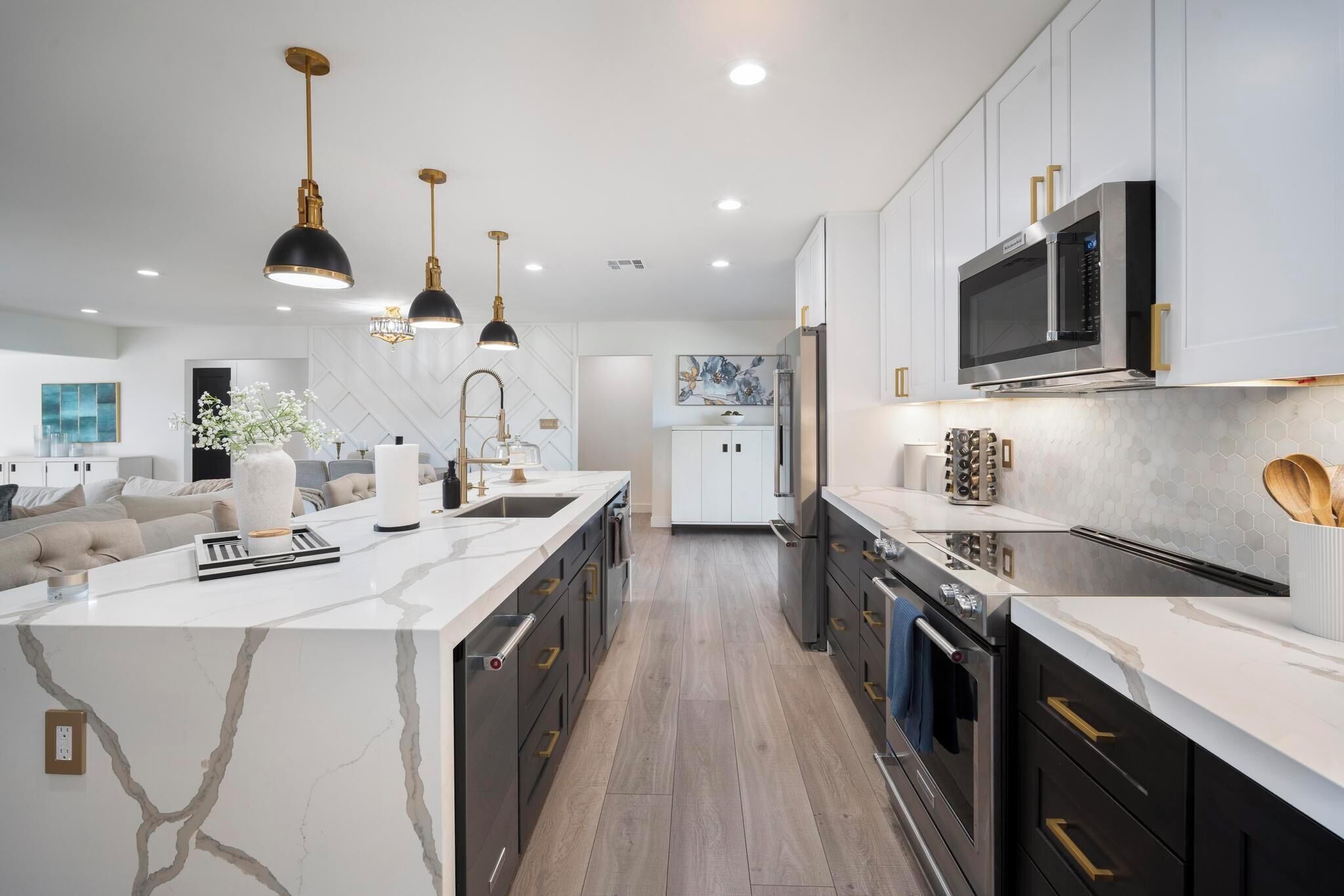 Refrigerador, microondas, horno, placa de cocina