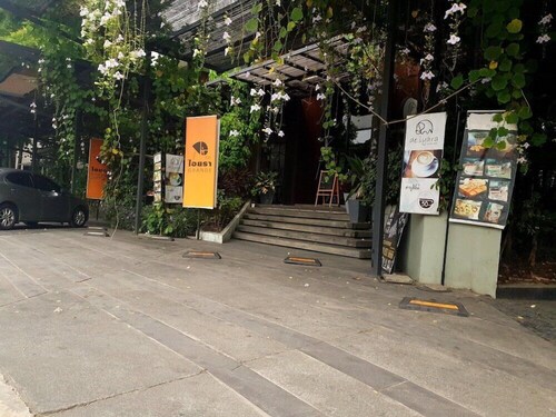 Iresidence Hotel Pathumthani