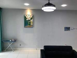 Living area - Sunset & Seaview Vacation Condo City Centre @ Imago Shopping Mall (Kota Kinabalu)
