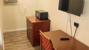 Interior - Magnuson Hotel Hampton NH (Hampton)