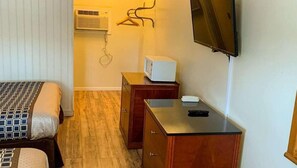 Room - Magnuson Hotel Hampton NH (Hampton)