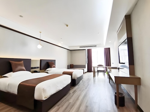 Gya Taizhou Jingjiang City South Century Plaza Hotel