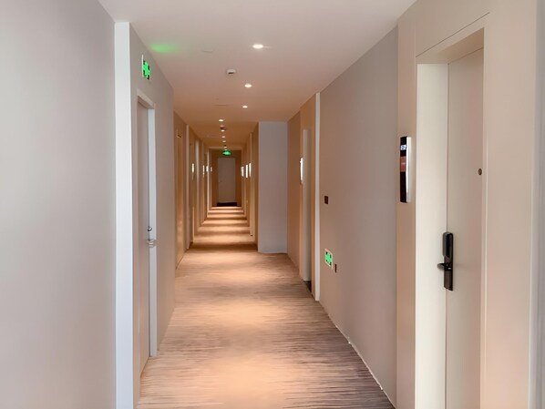 Interior - GYA Shanghai Long Distance Passenger Terminal Hotel (Shanghai)