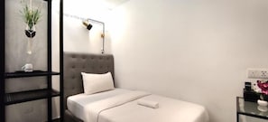 Spa - Z Hotel Ara Damansara, Lrt, Mall, Airport (Petaling Jaya)