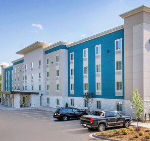 Exterior - Woodspring Suites Orlando Kissimmee Maingate (Kissimmee)