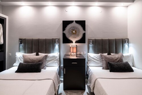 Best Western Lingos Hotel