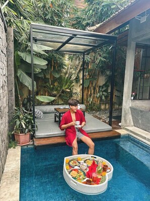 Outdoor dining - Vinna Villa Seminyak (Kerobokan)