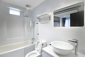 Bathroom - Chotel Ben Thanh (Ho Chi Minh City)