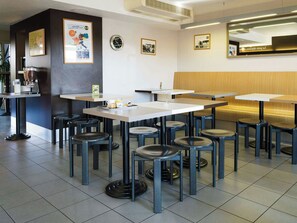 Dining - B&B Hotel Saint-brieuc (Tregueux)