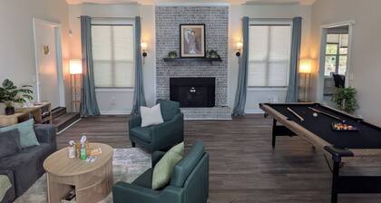 Travel Nurse & Military Housing, 2BR 4Bed Calm Retreat, 10 mins to Fort Liberty