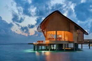 Exterior - Hilton Maldives Amingiri Resort and Spa (Amingiri)