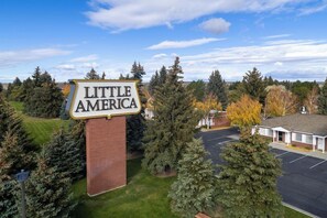 Property grounds - Little America Hotel Wyoming (Little America)