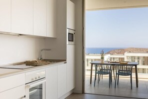 Private kitchen - Nivaria Beach Apartments and Villas (Arico)
