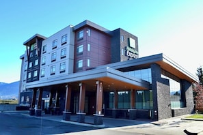 Exterior - Holiday Inn Express and Suites Chilliwack East (Chilliwack)