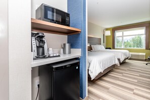 Room - Holiday Inn Express and Suites Chilliwack East (Chilliwack)