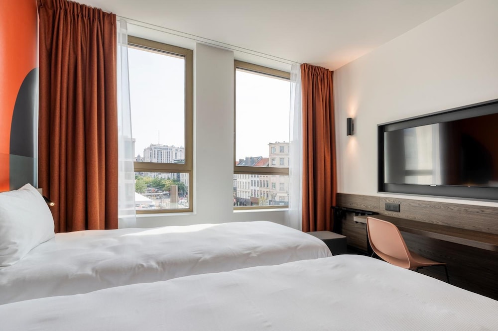 B&B HOTEL Antwerpen Centrum photo 3