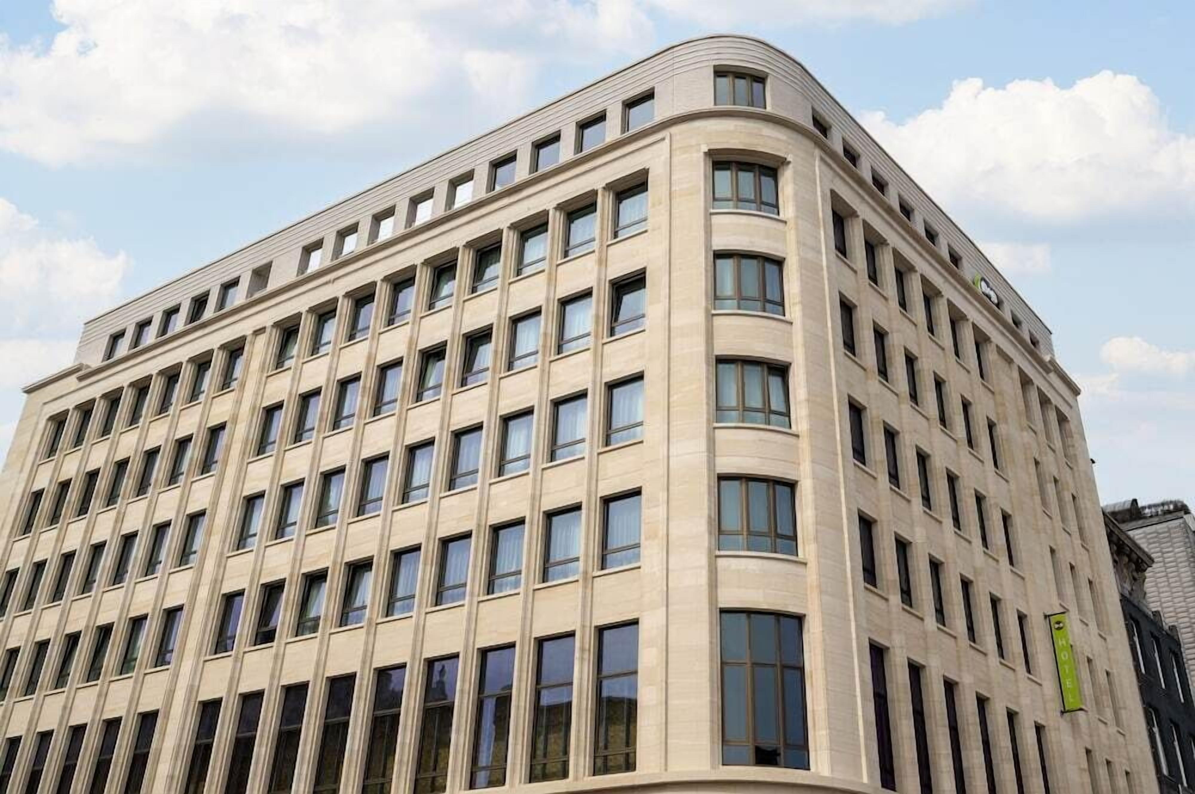 บริเวณภายนอก