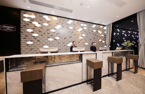 Lobby - Hampton by Hilton Hangzhou Future Technology City (Hangzhou)
