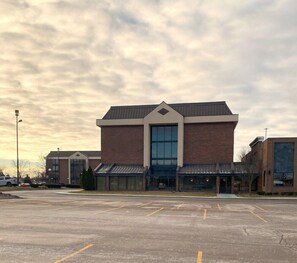 Exterior - Troy Inn & Suites (Troy)