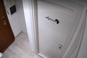 Interior - Asia Suite Marconi 560 Mbps WiFi Self Check-in (Roma)