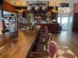 Bar (en la propiedad)