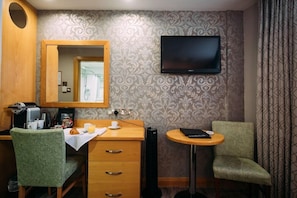 Interior - The Valley Hotel (Fivemiletown)
