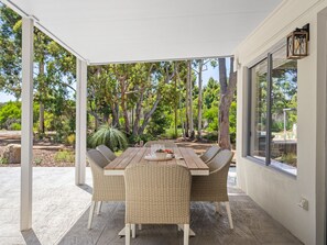 Outdoor dining