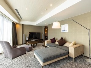 Living area - Koko Hotel Premier Hakata (Fukuoka)