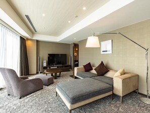 Living area - Koko Hotel Premier Hakata (Fukuoka)