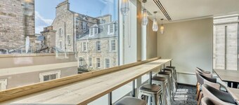 Premier Inn Edinburgh City Centre Hotel