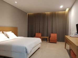 Room - New Mountain Springs Hotel & Resort (Lembang)